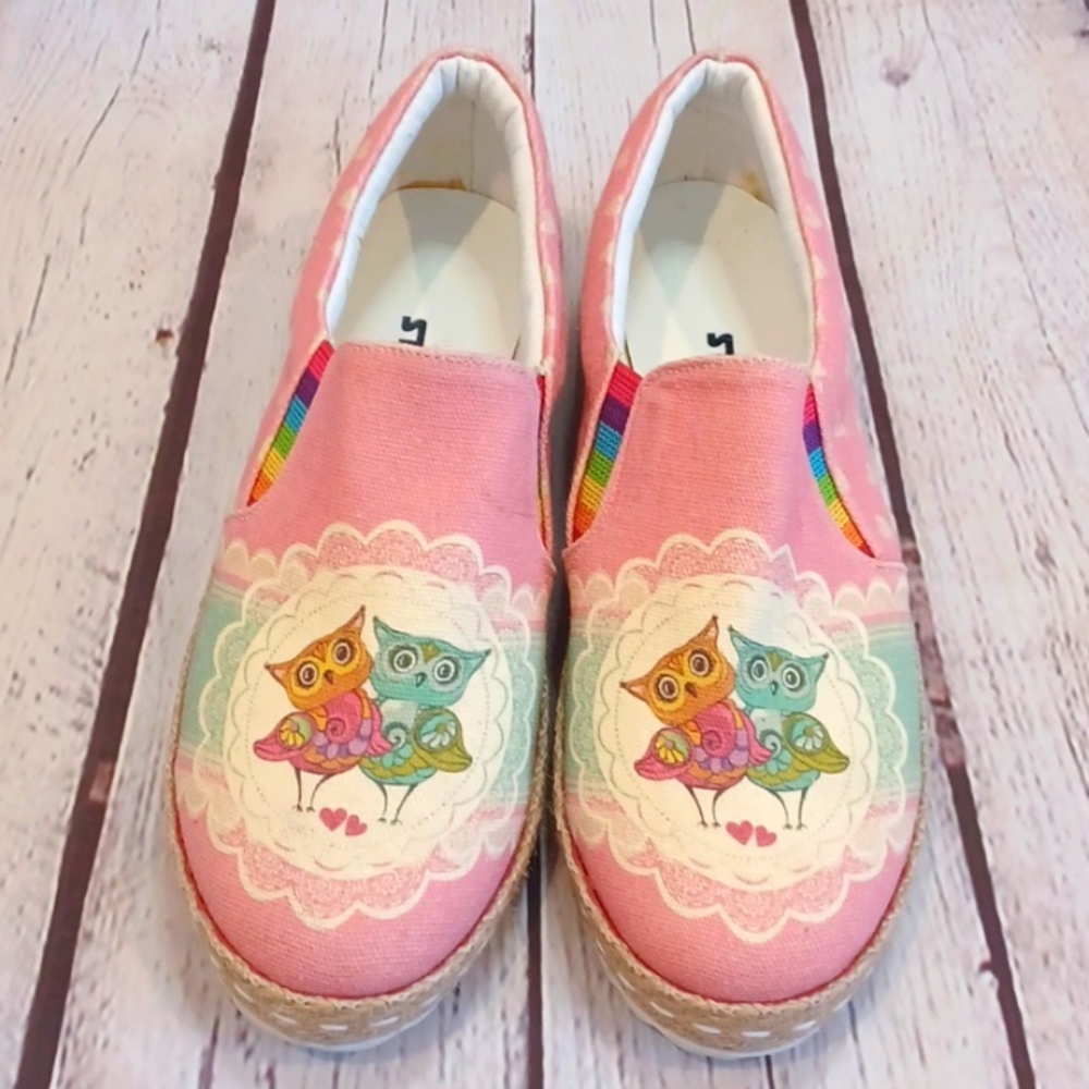 STREETFLY CANVAS SLIP-ON SHOES OWL DECO SIZE 40 (9) BARELY WORN EUC